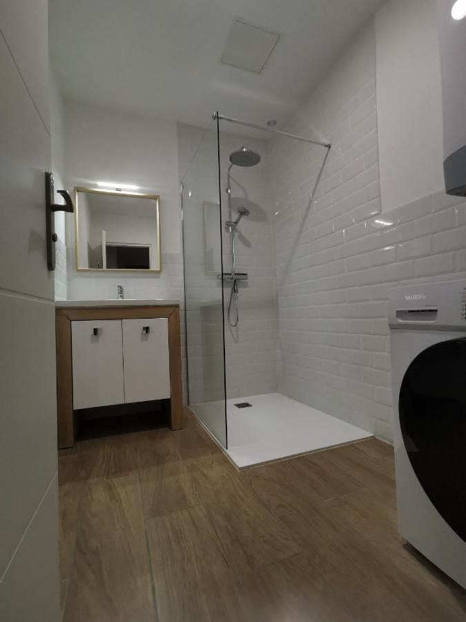 Bel 6 Personnes - Proche Toutes Commodites *